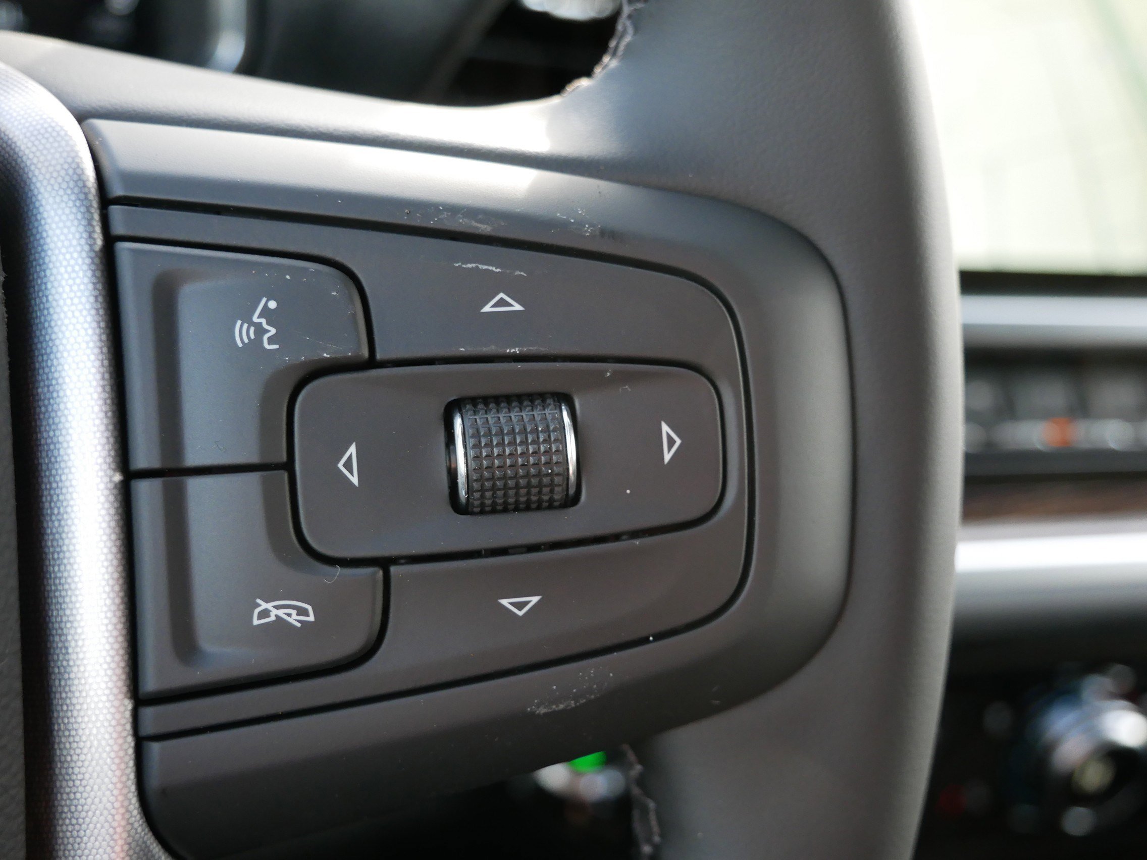 New 2026 GMC Sierra 1500 Elevation image 23