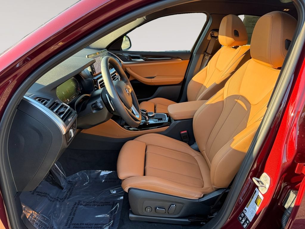 Certified 2025 BMW X4 xDrive30i AWD/4WD image 9