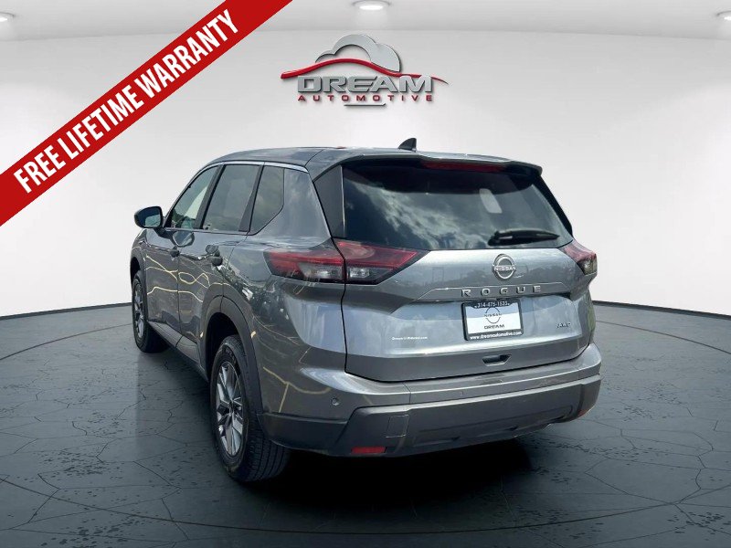 Used 2024 Nissan Rogue S AWD/4WD image 6
