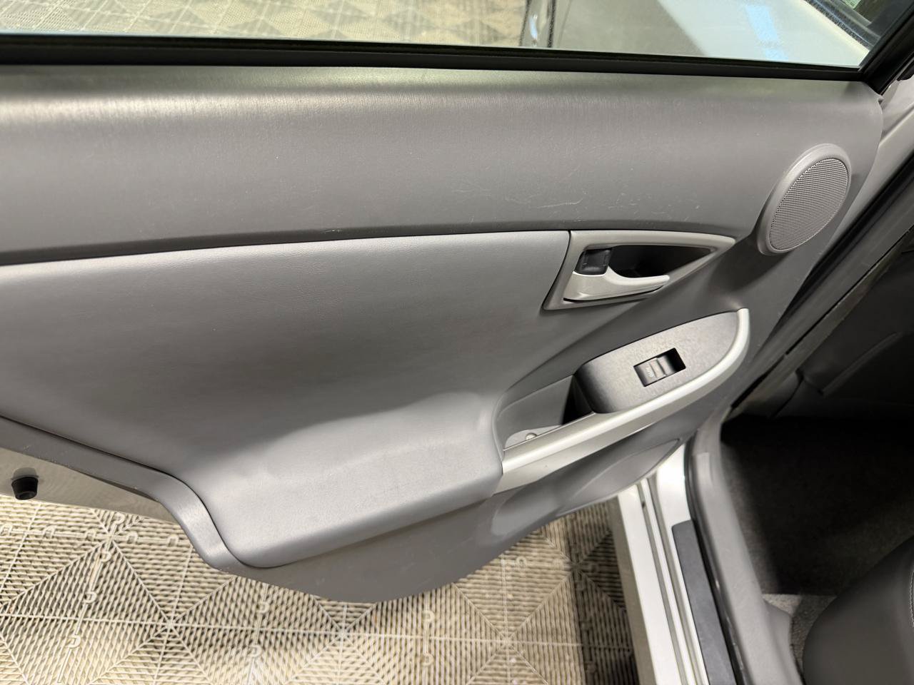 Used 2010 Toyota Prius FWD image 22