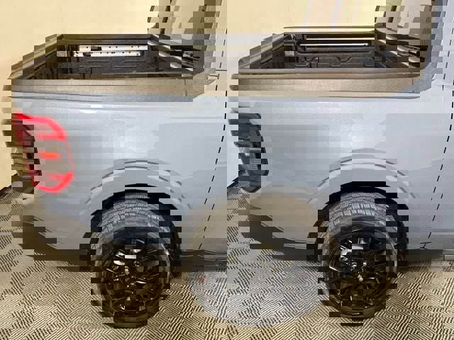 New 2026 Ford Maverick Lariat w/ Black Appearance Package image 15