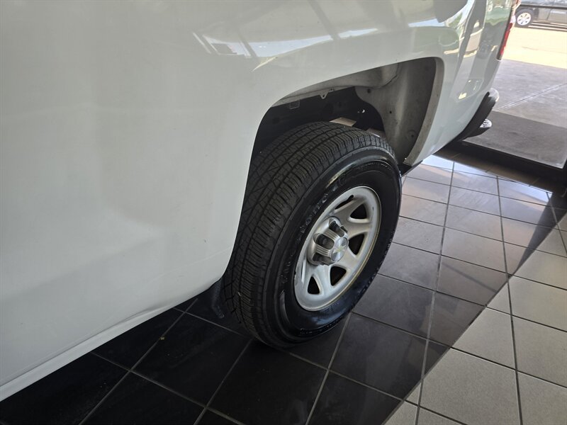 Used 2018 Chevrolet Silverado 1500 W/T RWD image 27