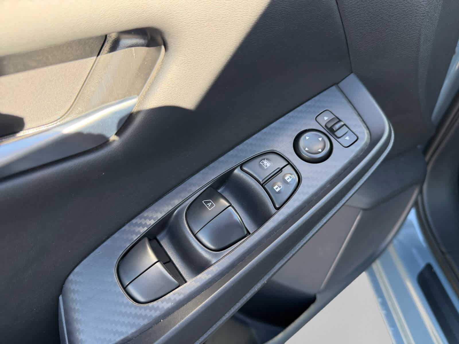 Used 2024 Nissan Sentra SV FWD image 10