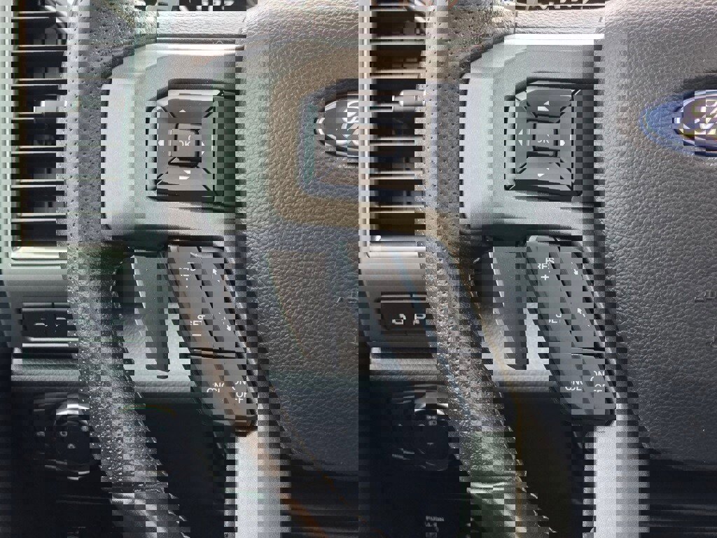 Used 2020 Ford F150 Raptor w/ Equipment Group 802A Luxury image 22