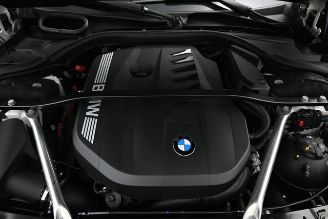 Used 2024 BMW 740i xDrive AWD/4WD image 20