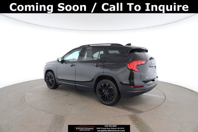 Used 2021 GMC Terrain SLT w/ Elevation Edition image 11