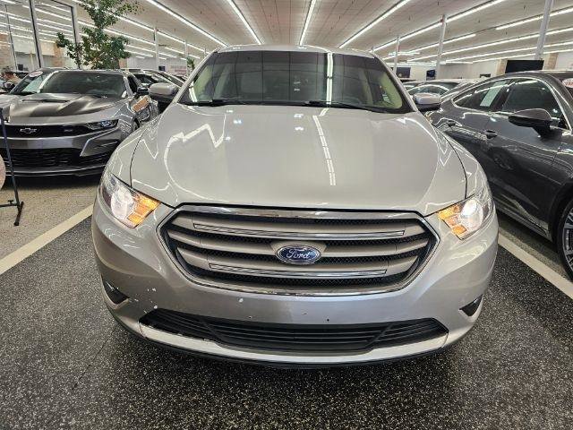 Used 2019 Ford Taurus SEL w/ Equipment Group 201A image 2