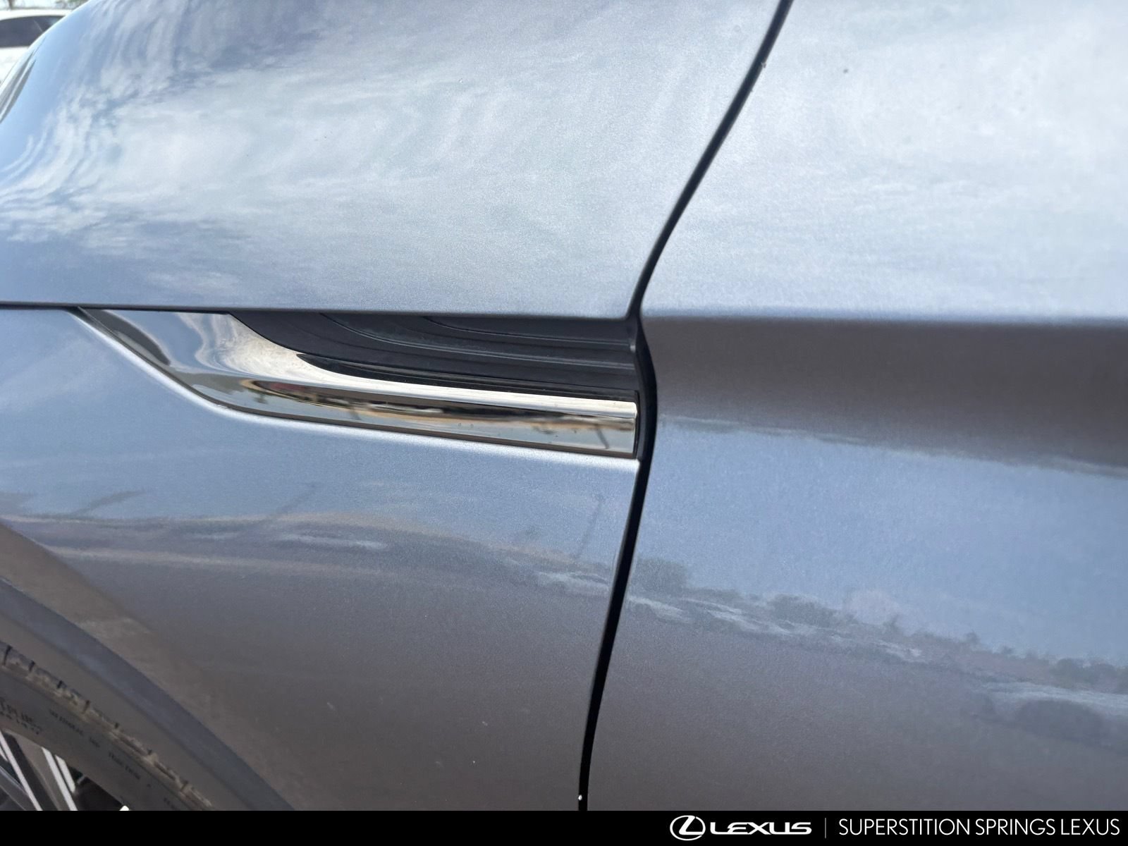Used 2021 INFINITI QX50 Luxe w/ Appearance Package FWD image 11