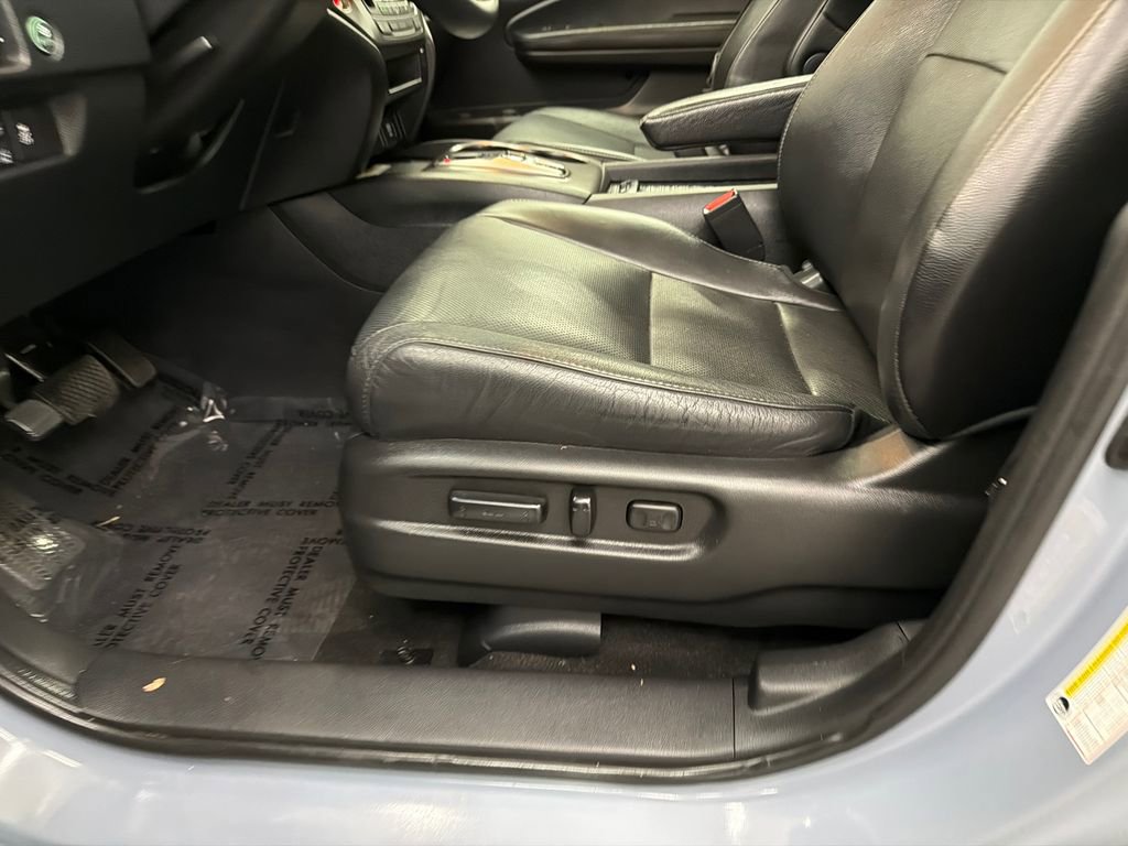 Used 2023 Honda Passport EX-L image 10