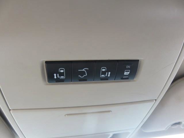 Used 2015 Chrysler Town & Country Touring w/ Driver Convenience Group FWD image 27