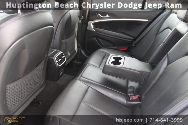 Used 2025 Genesis G70 2.5T image 38