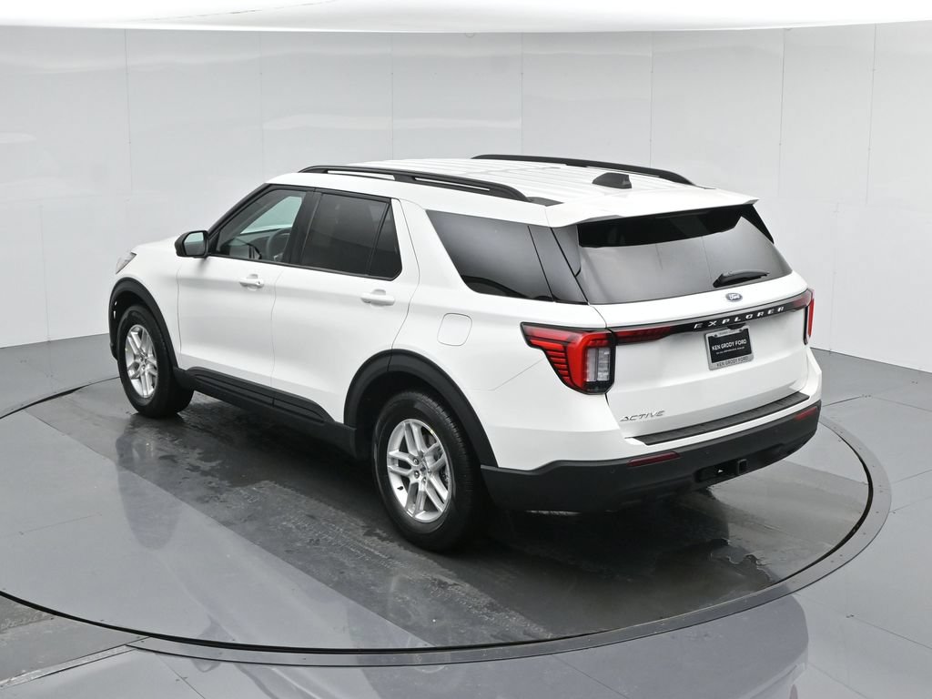 New 2026 Ford Explorer Active RWD image 39