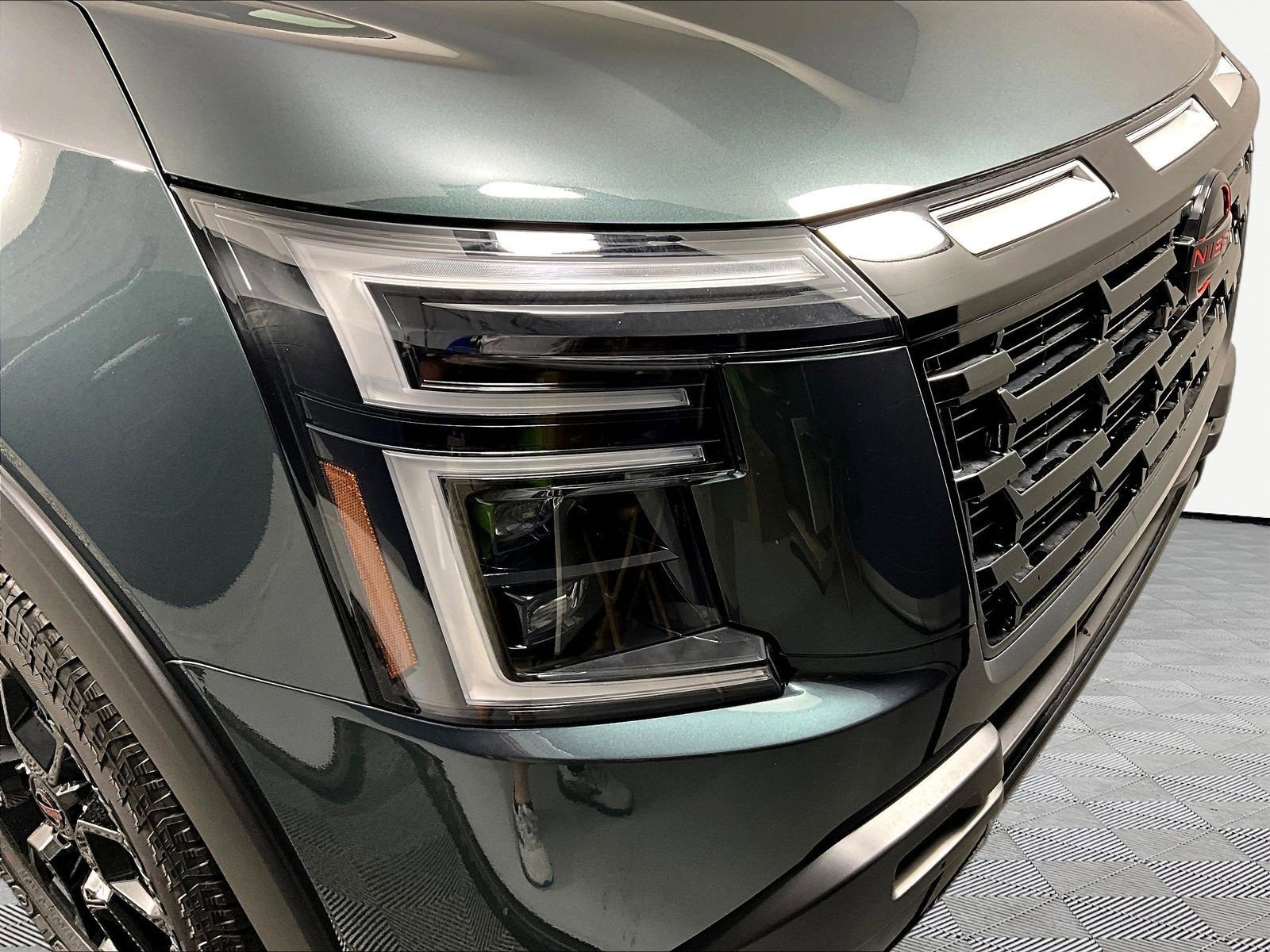 New 2026 Nissan Armada PRO-4X AWD/4WD image 8