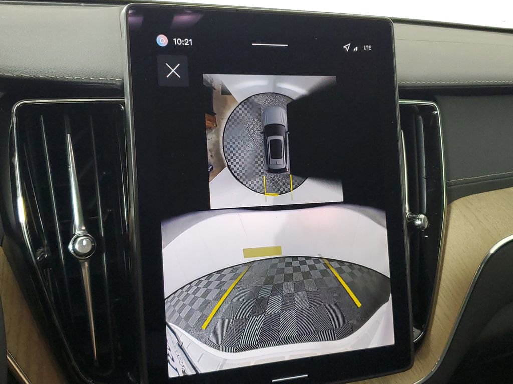 Used 2026 Volvo XC60 B5 Ultra w/ Protection Package Premier image 30