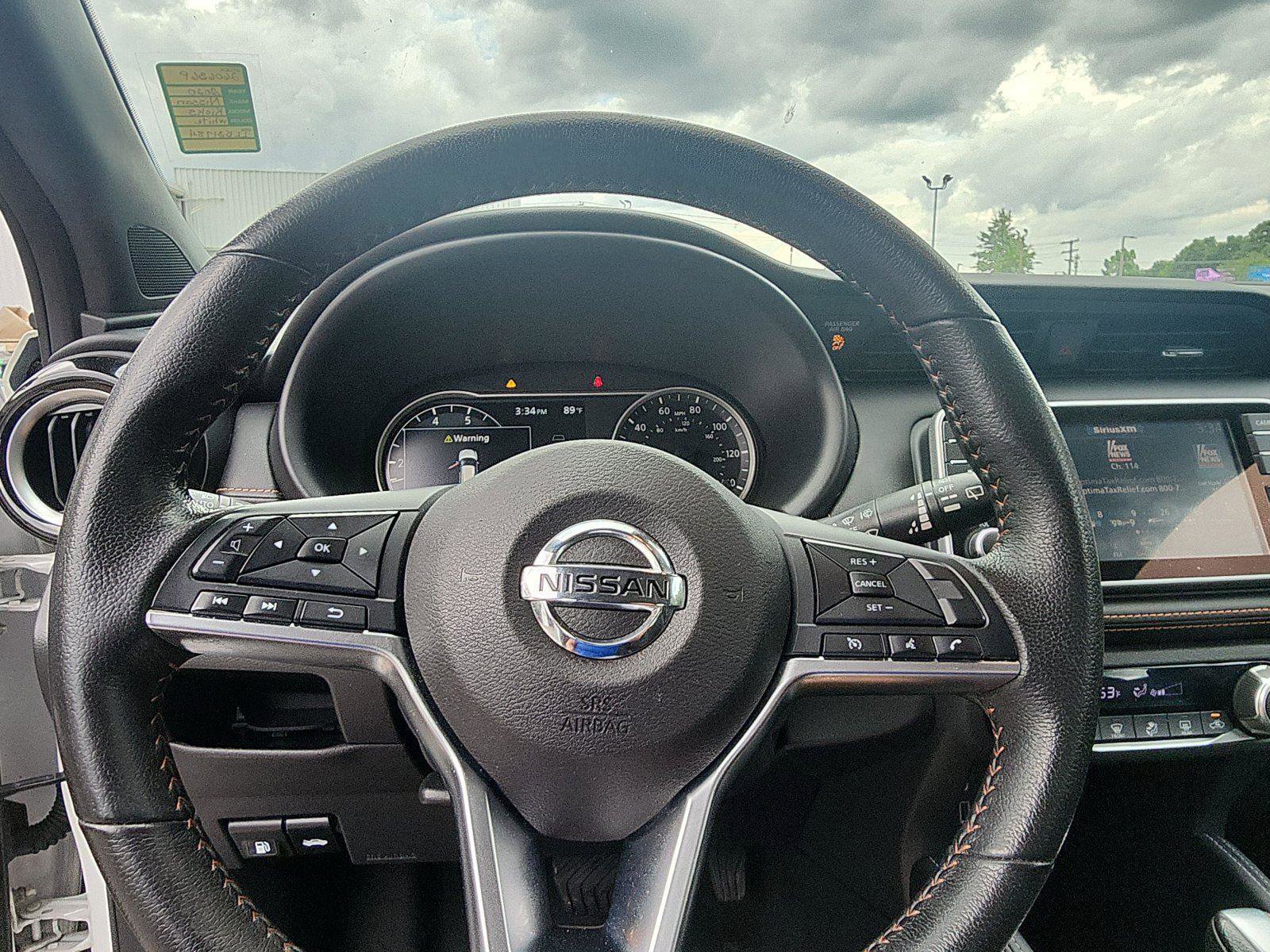 Used 2020 Nissan Kicks SR FWD image 12