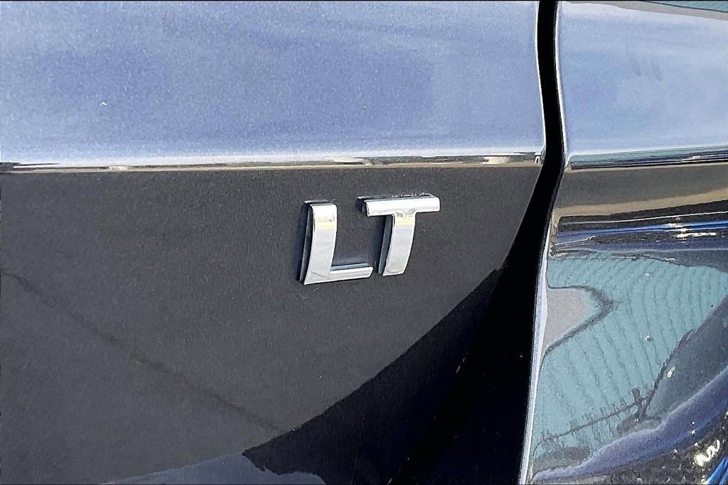 Used 2017 Chevrolet Traverse LT image 8