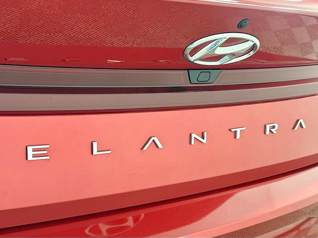 Used 2023 Hyundai Elantra SEL FWD image 26