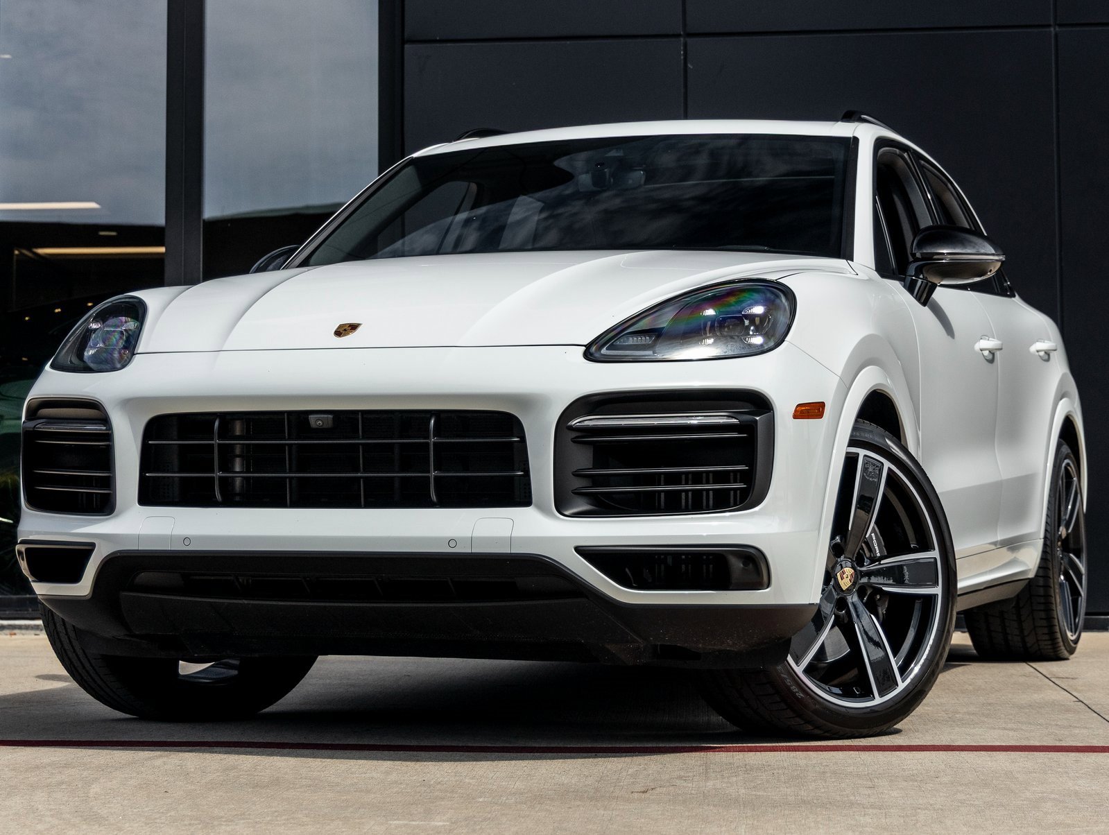 Certified 2023 Porsche Cayenne Platinum Edition