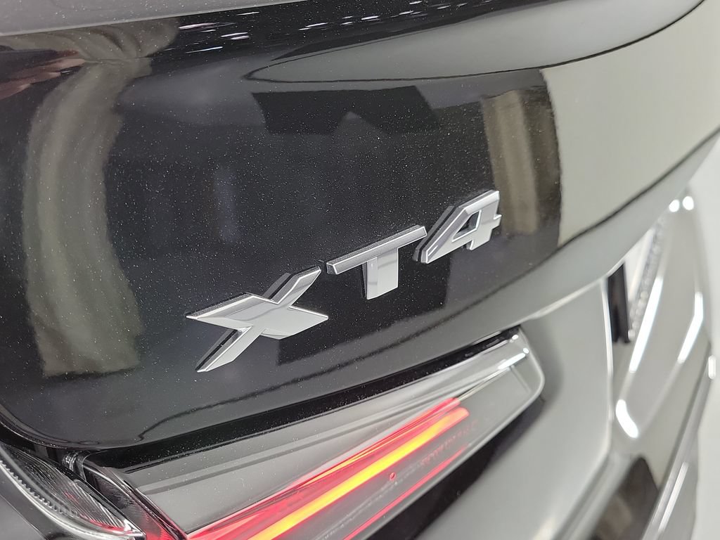 Certified 2022 Cadillac XT4 Sport FWD image 5