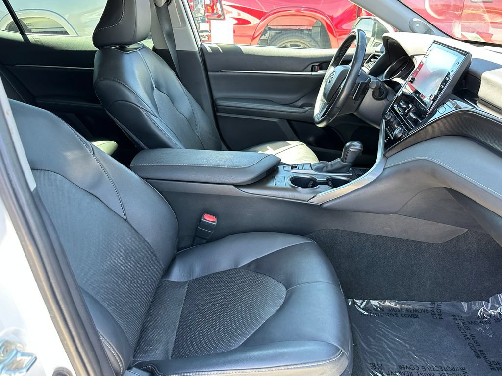 Used 2024 Toyota Camry XSE FWD image 16