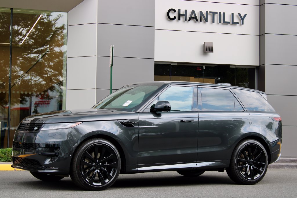 New 2026 Land Rover Range Rover Sport Dynamic SE