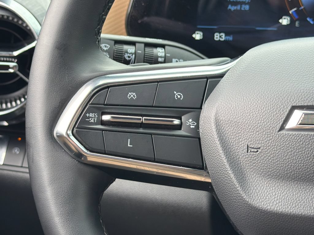 Used 2025 Chevrolet Equinox ACTIV FWD image 25