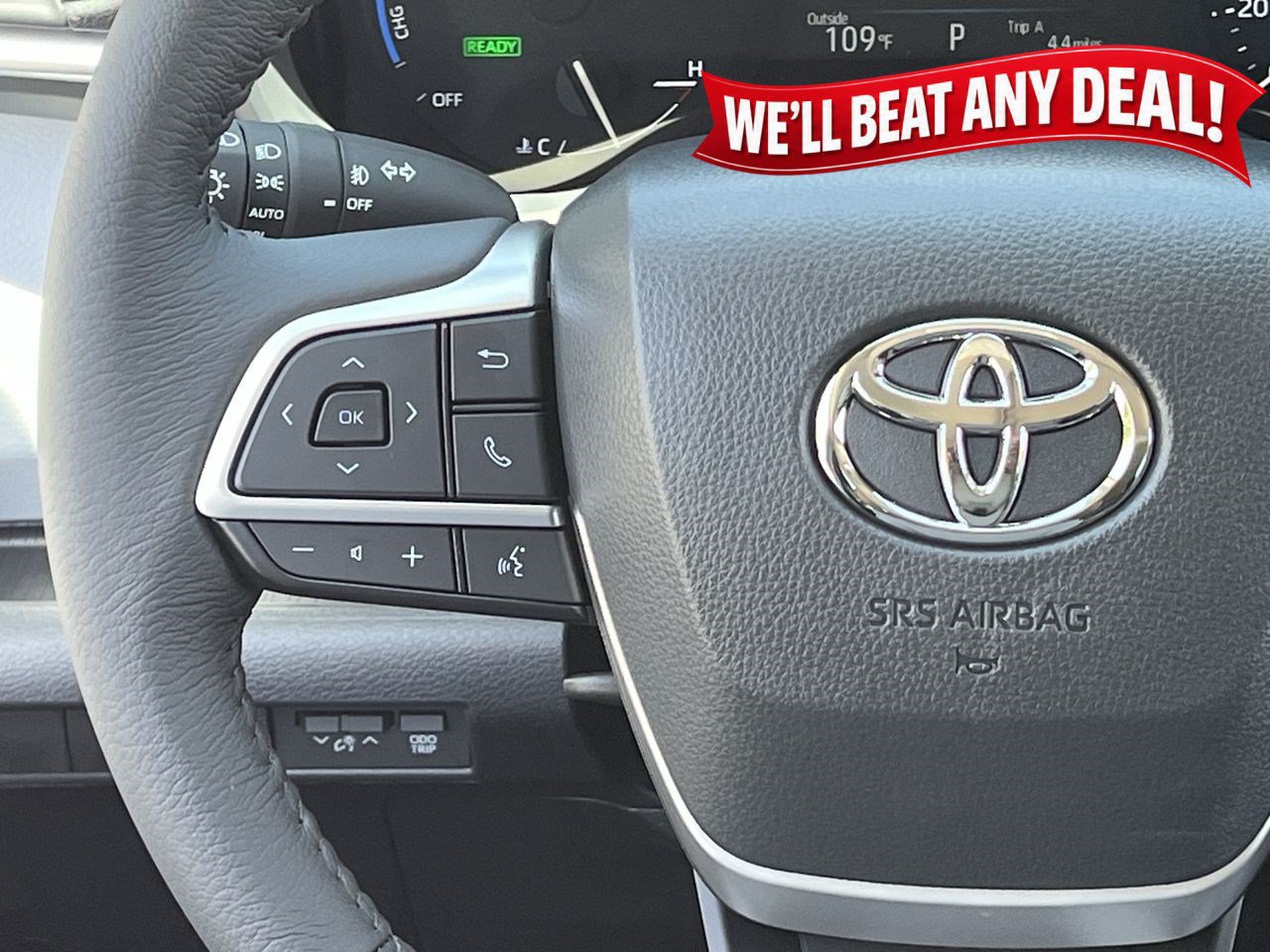 New 2026 Toyota Sienna XLE FWD image 13