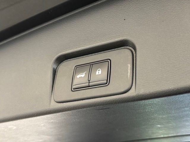 Used 2021 Nissan Rogue SV image 40