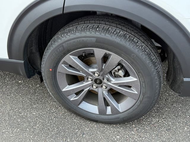 Used 2026 Ford Explorer Active w/ Active Comfort Package AWD/4WD image 9