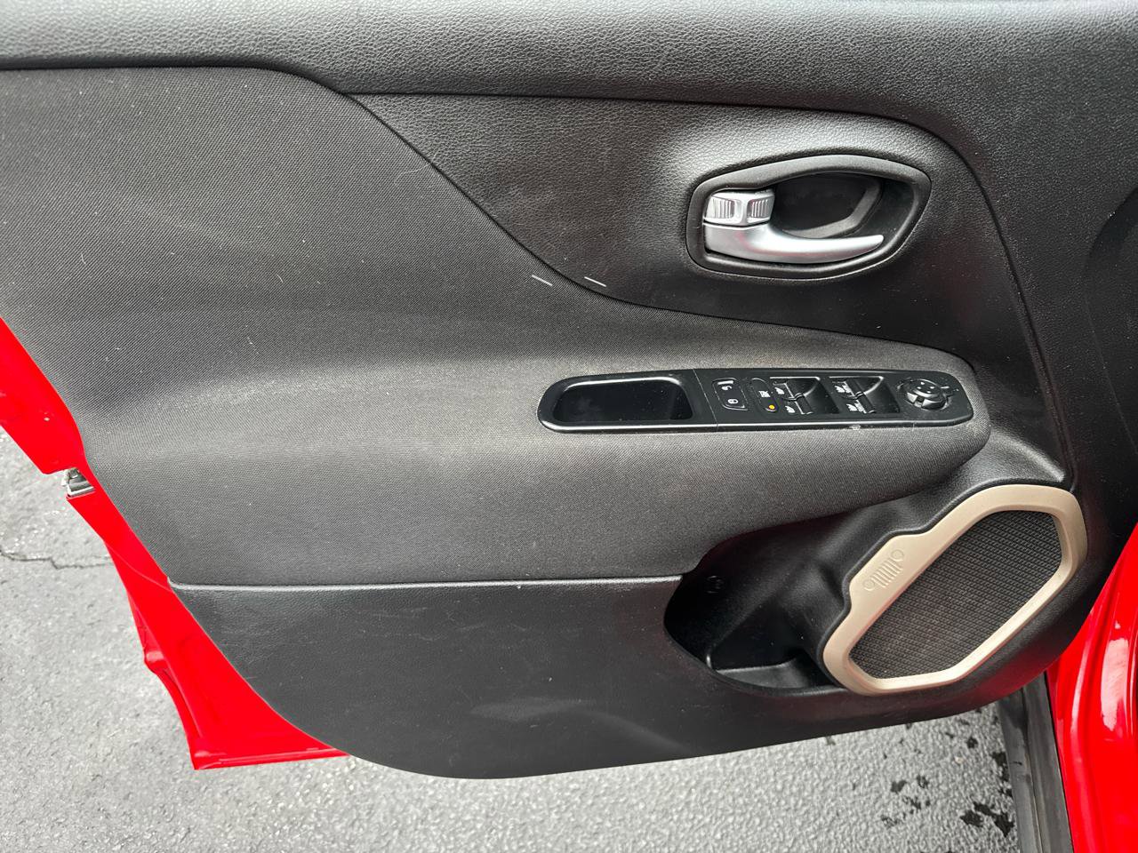 Used 2017 Jeep Renegade Sport w/ Power & Air Group image 6