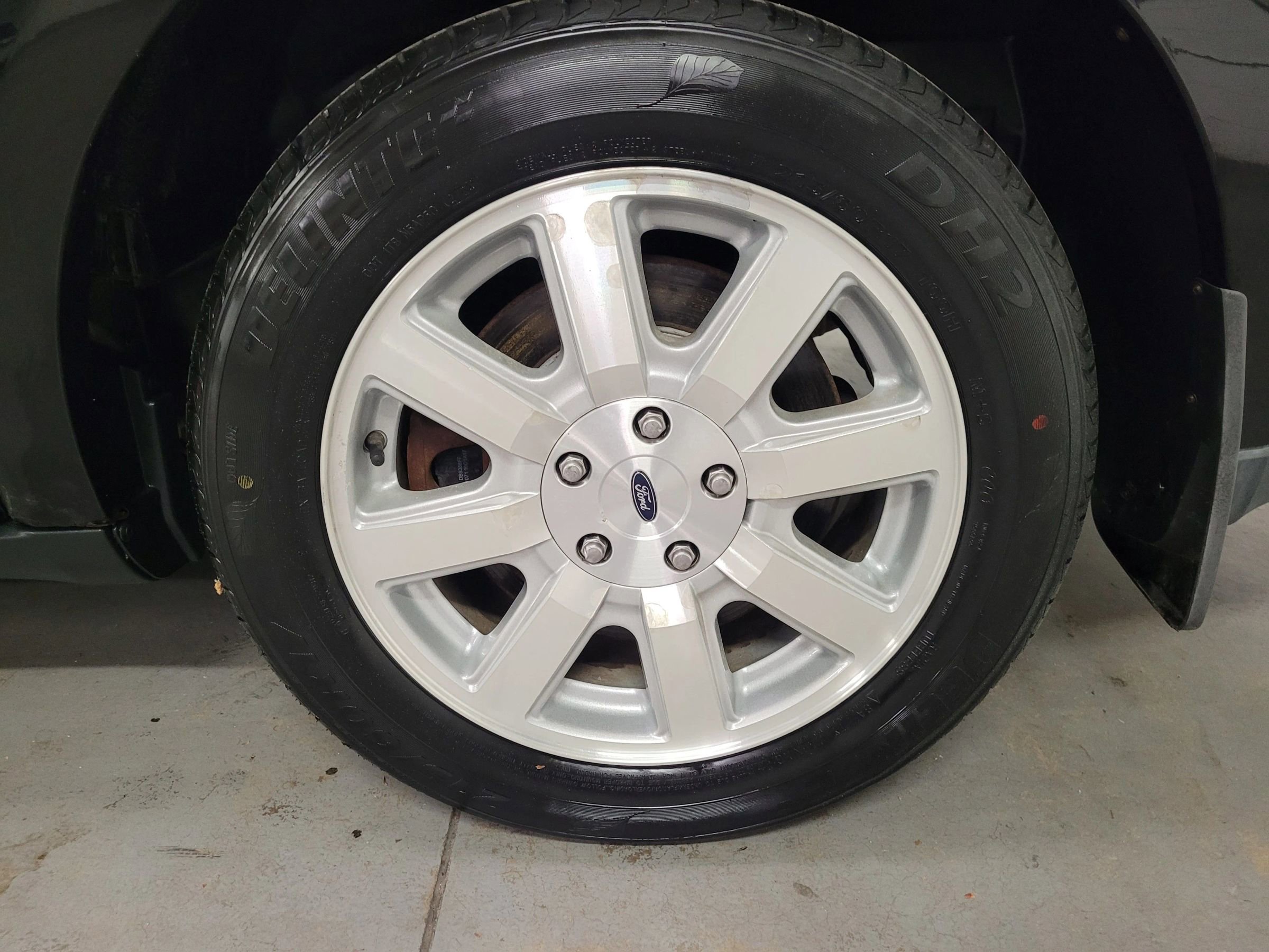 Used 2008 Ford Taurus SEL image 13