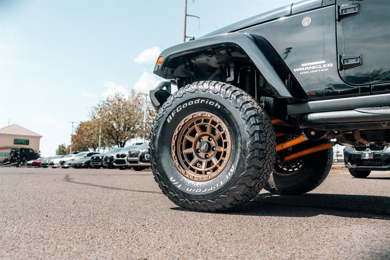 Used 2016 Jeep Wrangler Unlimited Rubicon image 19