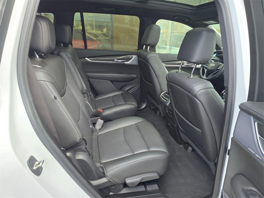 Certified 2023 Cadillac XT6 Sport image 12