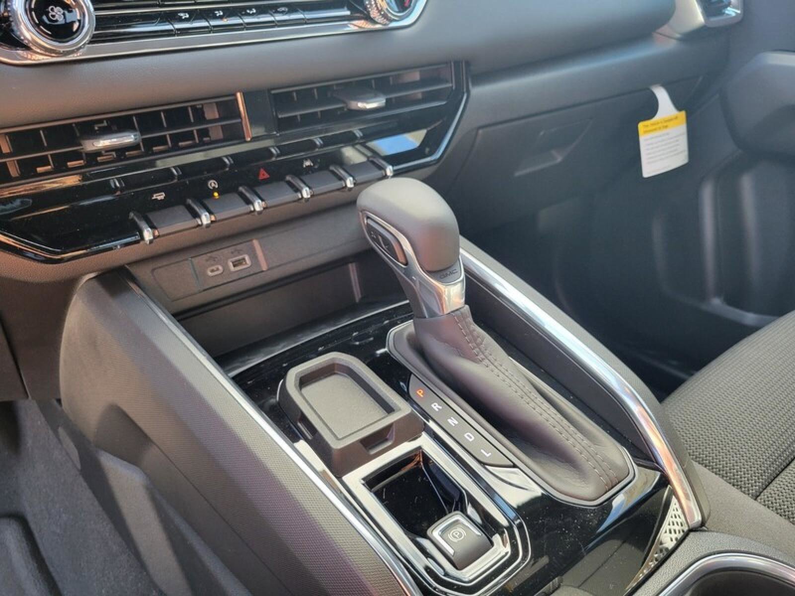 New 2026 GMC Canyon Elevation image 21