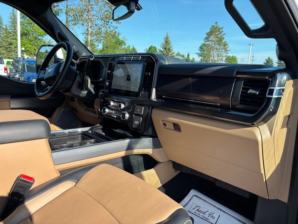 Used 2024 Ford F450 Lariat w/ Lariat Ultimate Package AWD/4WD image 25