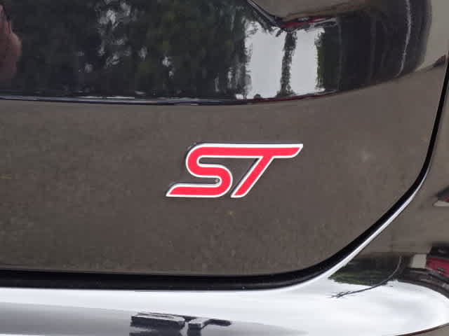Used 2019 Ford Edge ST AWD/4WD image 11