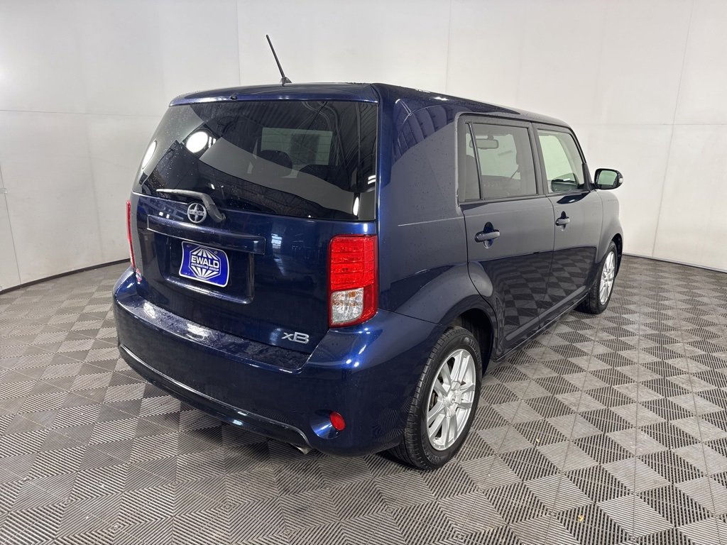 Used 2014 Scion xB image 17