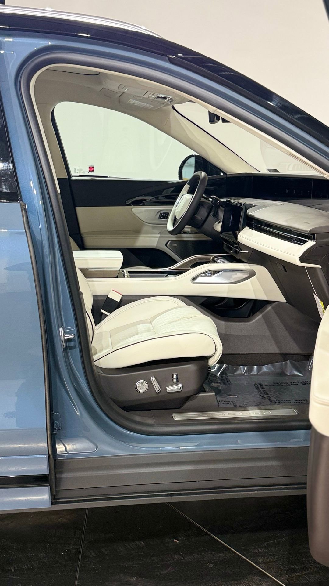 New 2026 Lincoln Nautilus Black Label AWD/4WD image 56