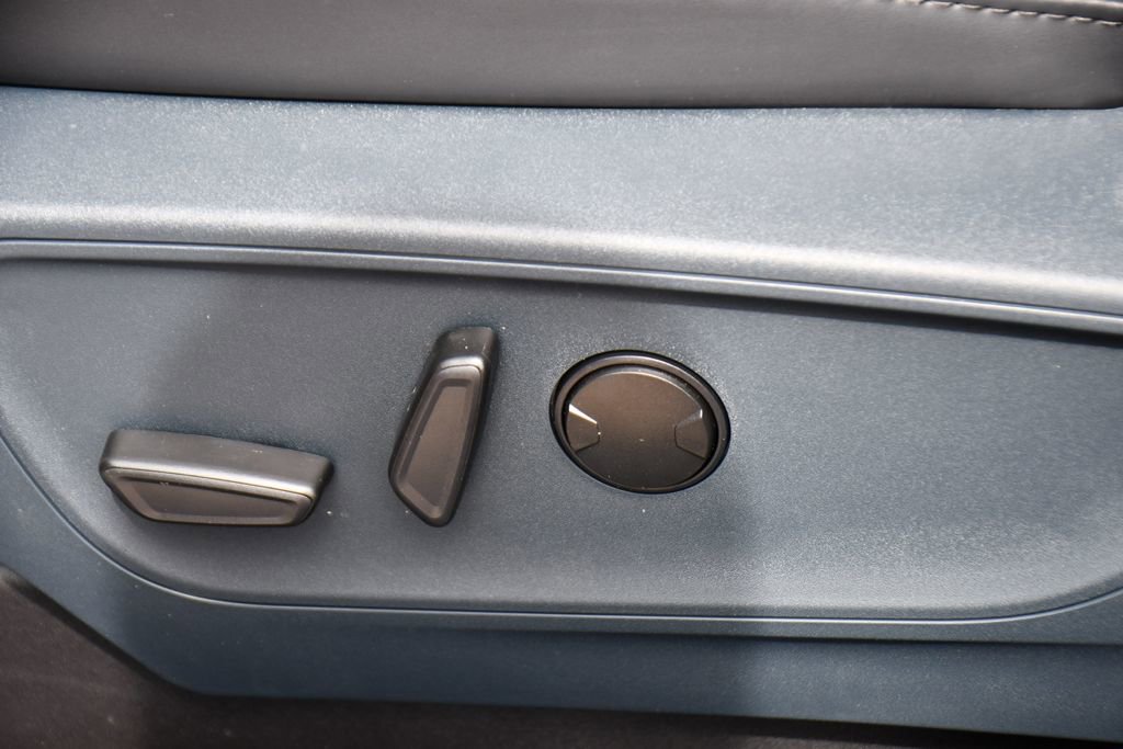 New 2026 Ford Maverick Lariat AWD/4WD image 25
