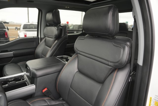 Used 2025 Ford F250 Lariat w/ Lariat Ultimate Package image 10