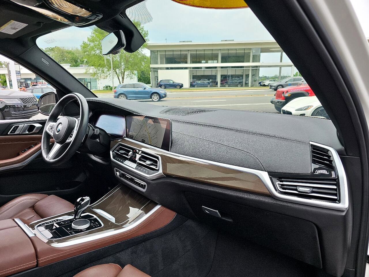 Used 2022 BMW X5 xDrive40i w/ M Sport Package image 38