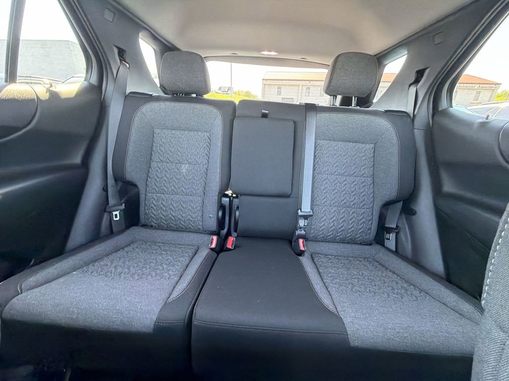 Used 2024 Chevrolet Equinox LT AWD/4WD image 13
