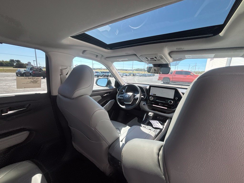 New 2026 Toyota Highlander XLE AWD/4WD image 33