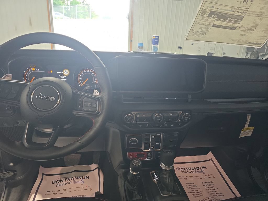 New 2026 Jeep Wrangler Unlimited Rubicon 392 w/ Quick Order Package 27X Moab AWD/4WD image 12