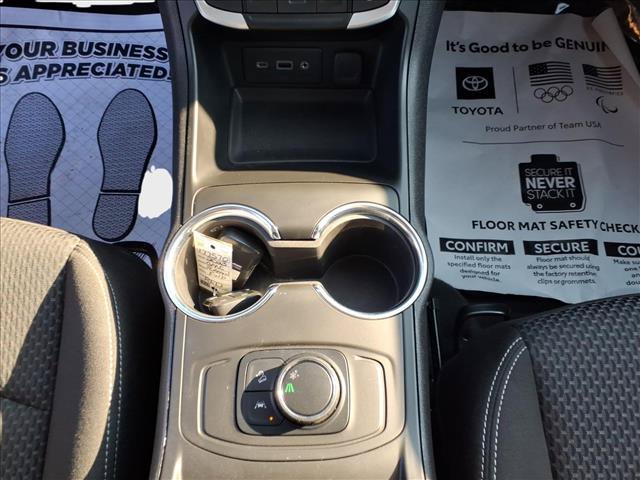 Used 2023 GMC Terrain SLE w/ LPO, Floor Liner Package FWD image 28