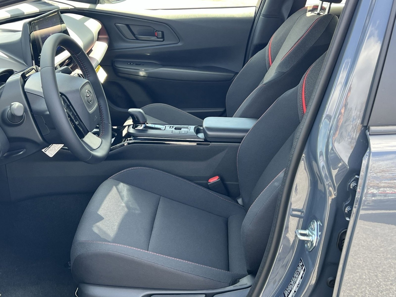 New 2026 Toyota Prius Plug-In Hybrid FWD image 7