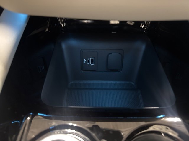 New 2026 Ford Explorer Platinum image 40