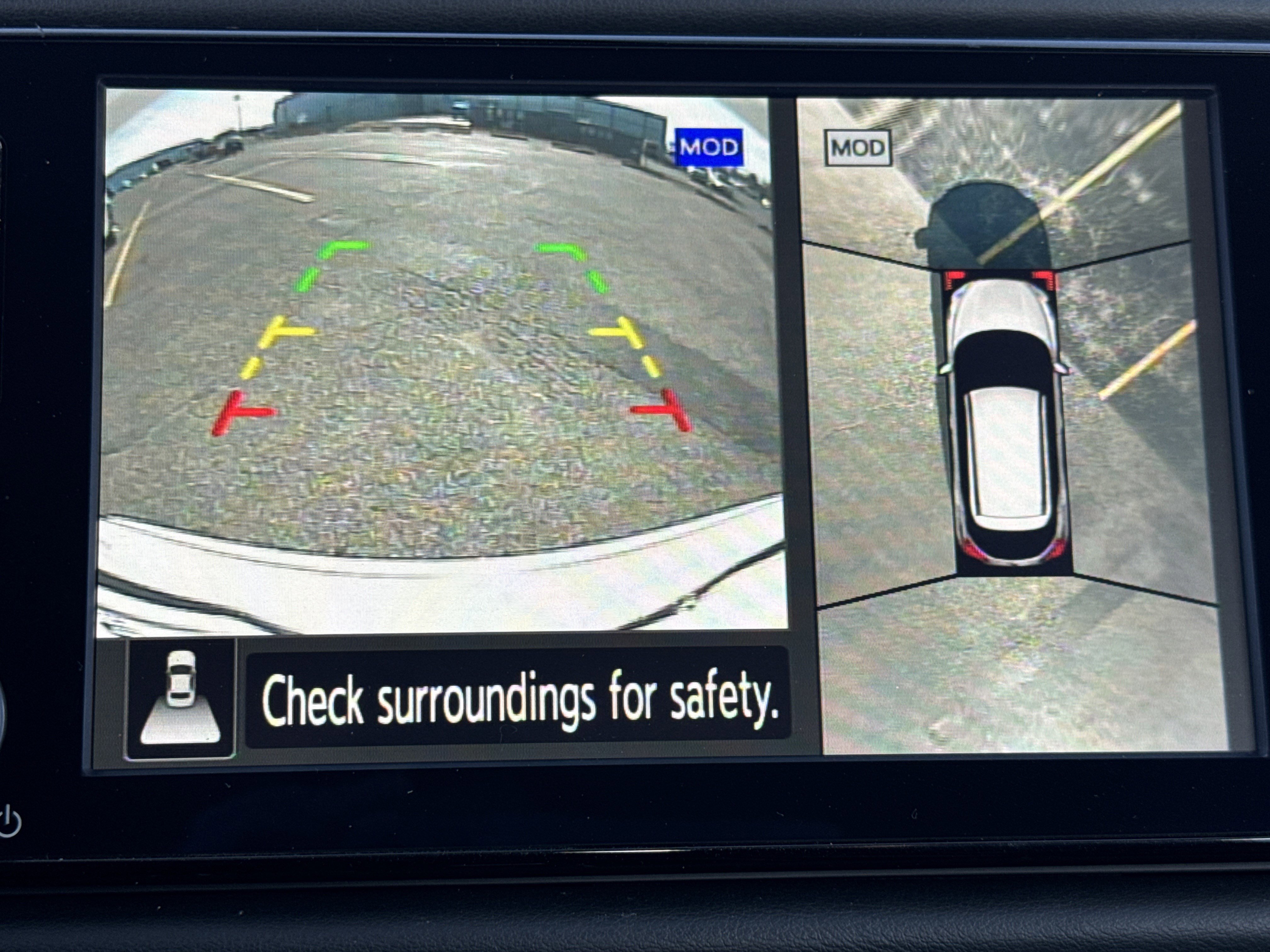 Used 2023 Nissan Kicks SR w/ SR Premium Package image 13