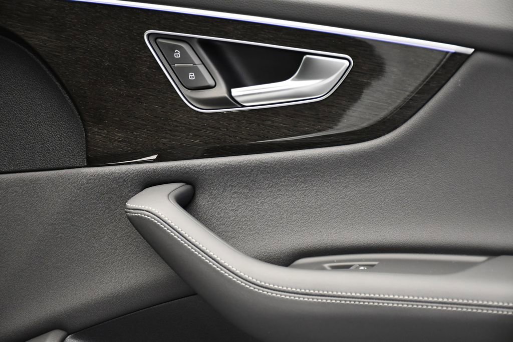 New 2026 Audi Q8 Premium Plus image 46