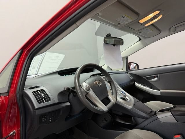Used 2015 Toyota Prius Two FWD image 17